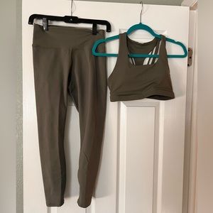 Fabletics set